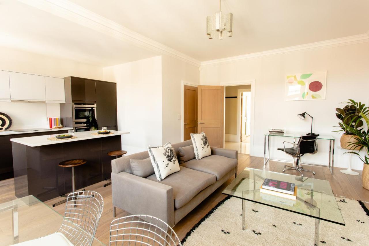 56 Welbeck Street Aparthotel London Exteriör bild